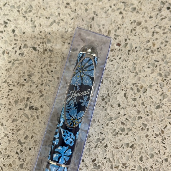 Hawaii bundle - Picture 3 of 3